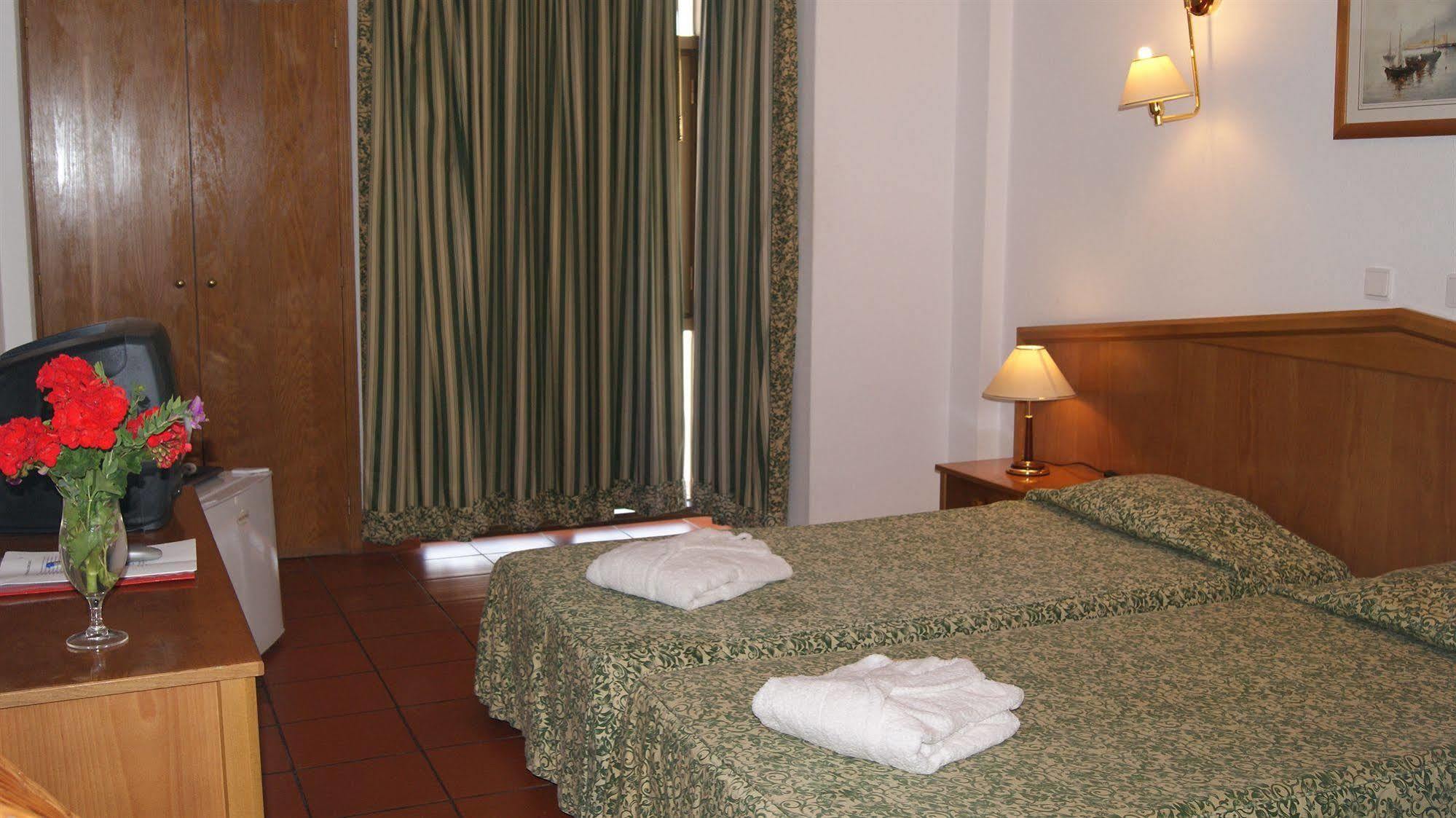 Colina Do Mar Hotel อัลบูเฟรา ภายนอก รูปภาพ