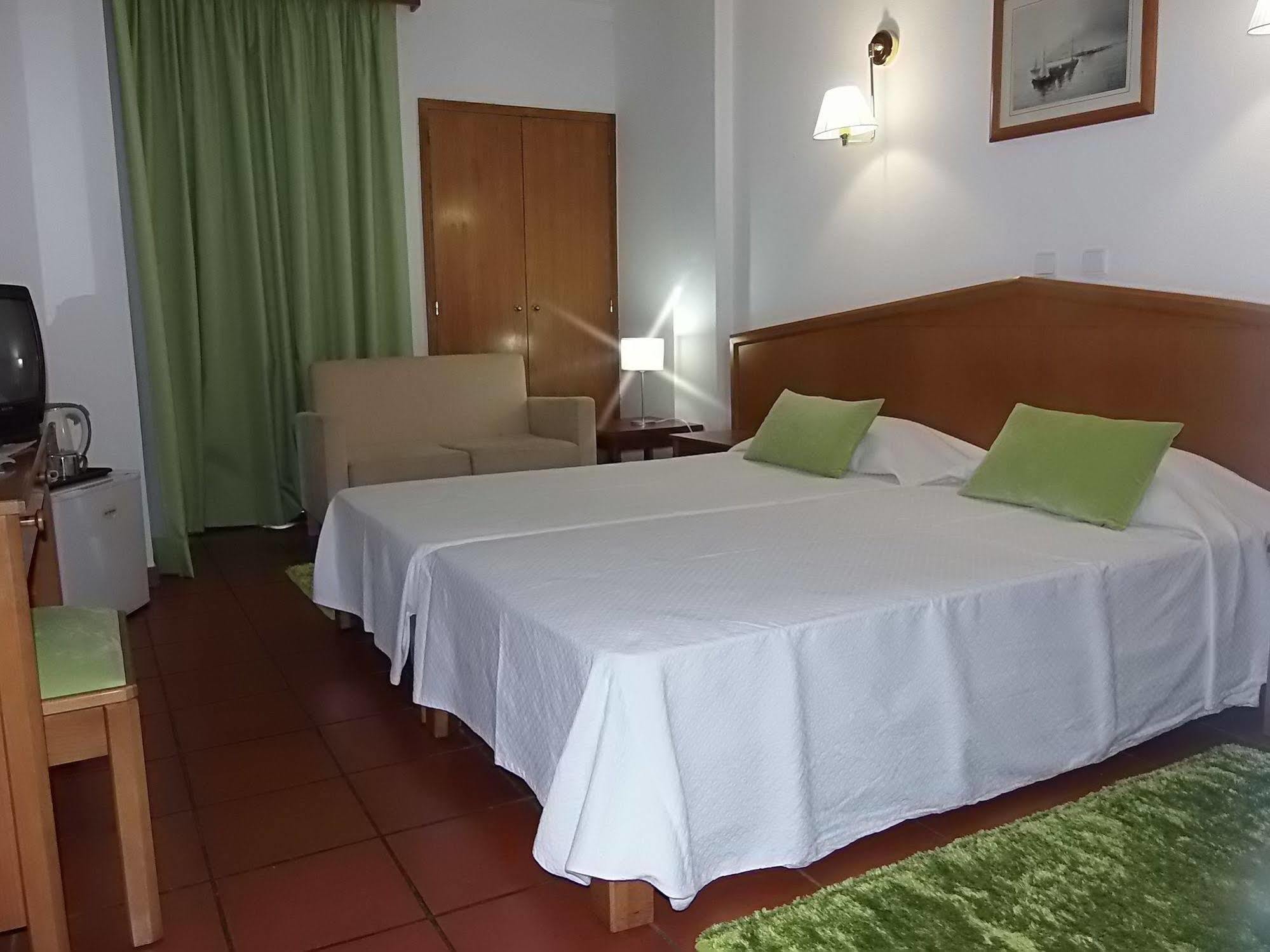 Colina Do Mar Hotel อัลบูเฟรา ภายนอก รูปภาพ